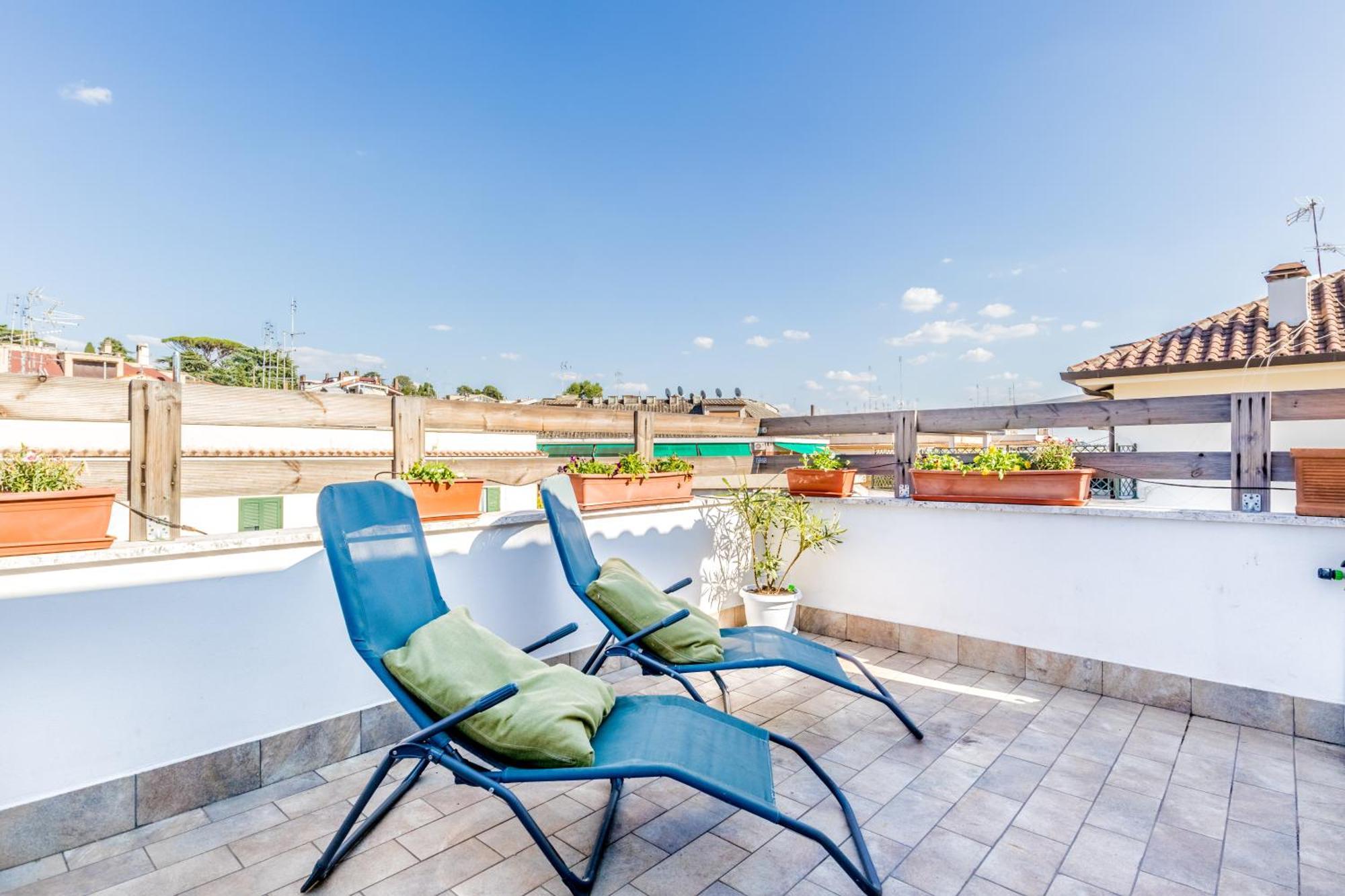 Attico Trilocale In Zona Farnesina Apartment Rome Exterior photo